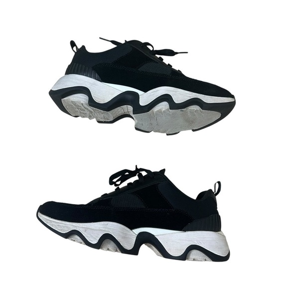 Sorel Kinetic Impact II Wonder Lace Embossed Detail Sneakers Women’s Size 9.5 - Picture 2 of 8